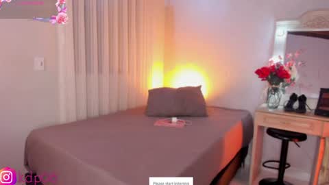 Snapshot of shannol_ryan chatting on June 29, 12:17 am Shannol online show from June 29, 12:17 am