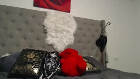 Snapshot of shannon07 chatting on January 14, 4:36 am Shannon07 online show from January 14, 4:36 am