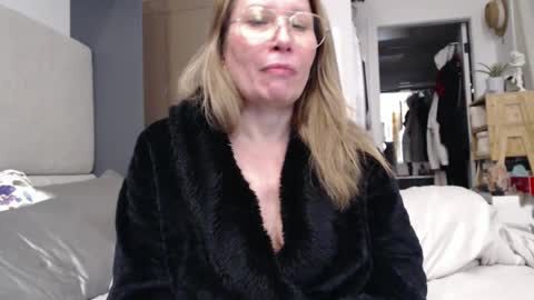 Snapshot of shannon07 chatting on January 21, 2:05 pm Shannon07 online show from January 21, 2:05 pm