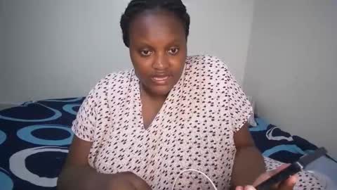 shanny_123 online show from March 20, 8:30 am