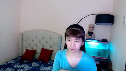 SHANTA FOX  s online show from March 10, 1:21 am