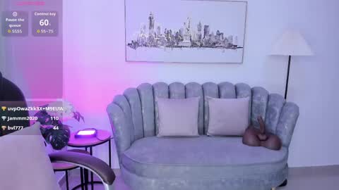 Snapshot of shantall_wills chatting on April 25, 1:52 pm Shantall wills online show from April 25, 1:52 pm