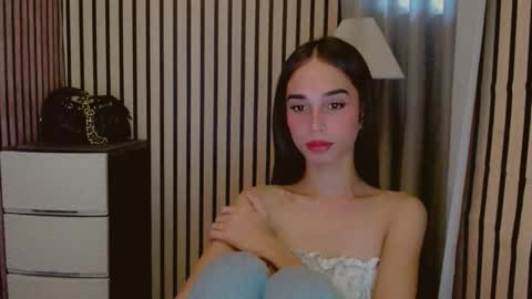 shantallfuckdoll online show from April 29, 5:55 am