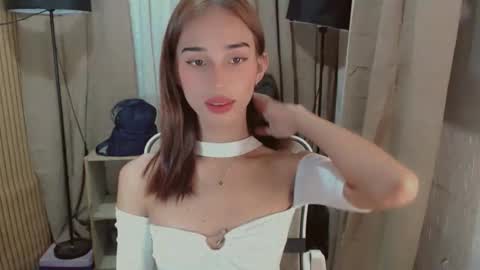 shantallfuckdoll online show from May 21, 3:13 am