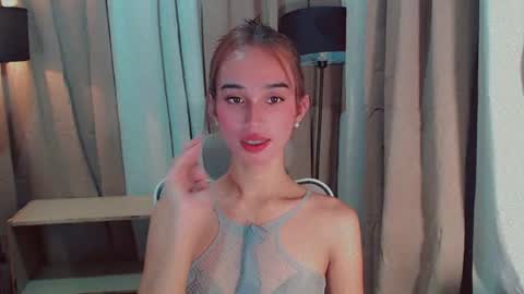 Snapshot of shantallfuckdoll chatting on June 25, 10:42 am shantallfuckdoll online show from June 25, 10:42 am