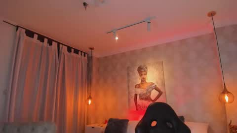 Shantal online show from January 15, 11:15 am