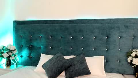 Shantall Miller online show from March 8, 4:16 am