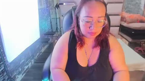 Shara Oz online show from March 2, 3:20 am