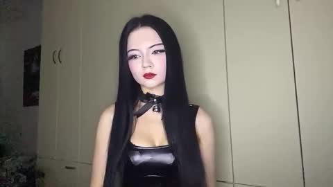 sharelgilvin online show from November 10, 3:44 pm