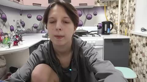 Snapshot of sharleenyodis chatting on May 29, 5:33 pm Sara online show from May 29, 5:33 pm