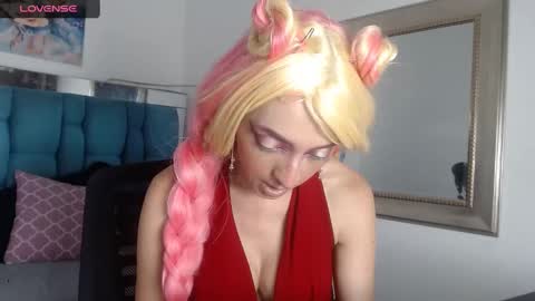 Snapshot of sharlotte__boobs chatting on December 5, 8:44 pm Sharlotte online show from December 5, 8:44 pm