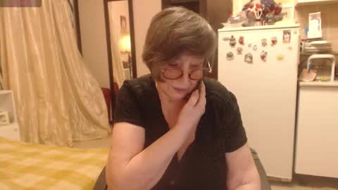Snapshot of sharon_amore chatting on February 1, 7:34 pm Helena online show from February 1, 7:34 pm