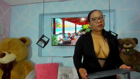 Sharon Noa online show from March 23, 11:36 am