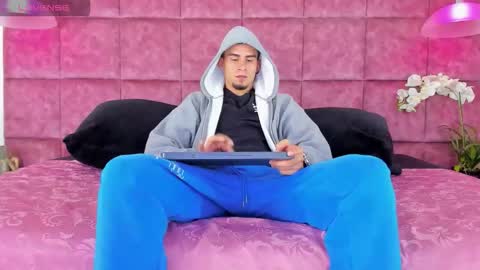 Sharon  Tyga online show from January 10, 3:47 pm