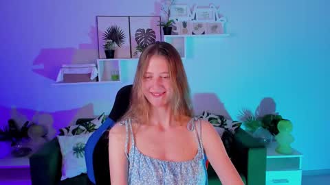 Sharon online show from February 8, 5:50 pm