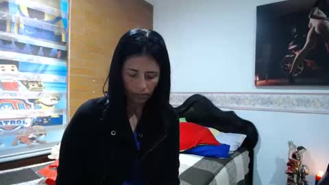 Snapshot of sharoon__cherry_ chatting on May 5, 11:07 am sharon online show from May 5, 11:07 am