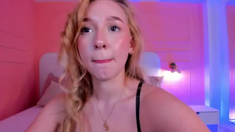 Shantall online show from May 12, 5:37 am