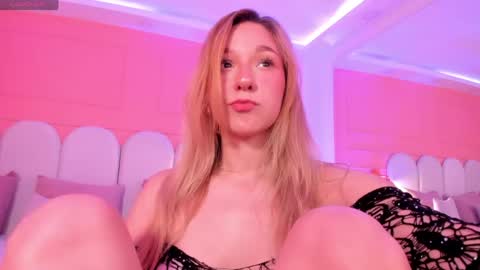 Shantall online show from May 28, 9:17 am