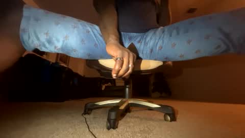 Snapshot of shatnerded chatting on December 31, 8:15 am shatnerded online show from December 31, 8:15 am