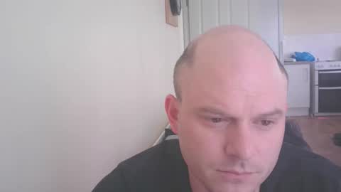 shaun1234678 online show from April 18, 1:48 pm