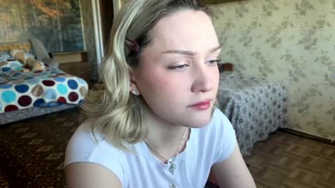 Snapshot of shawandamisemer chatting on May 16, 7:05 am Lilith online show from May 16, 7:05 am