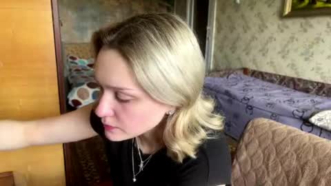 Snapshot of shawandamisemer chatting on May 18, 11:05 am Lilith online show from May 18, 11:05 am