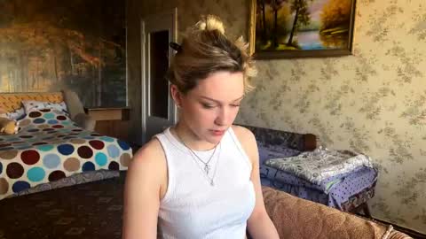 Snapshot of shawandamisemer chatting on May 24, 11:04 am Lilith online show from May 24, 11:04 am