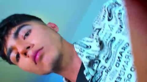 Shawn online show from October 19, 10:54 pm