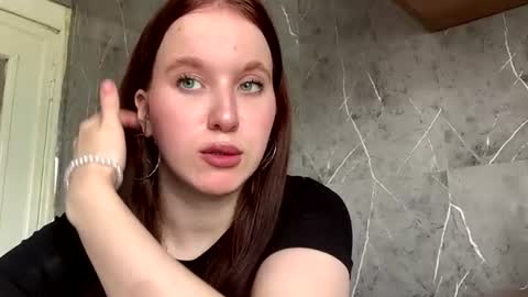 Anny online show from June 15, 9:22 am