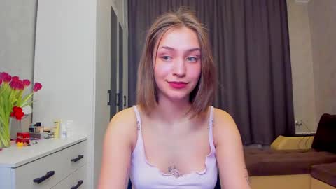 Snapshot of shawty__mariaa chatting on March 9, 6:11 pm shawty__mariaa online show from March 9, 6:11 pm