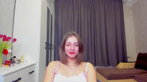 Snapshot of shawty__mariaa chatting on March 9, 9:14 pm shawty__mariaa online show from March 9, 9:14 pm