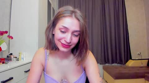 Snapshot of shawty__mariaa chatting on March 10, 4:25 pm shawty__mariaa online show from March 10, 4:25 pm