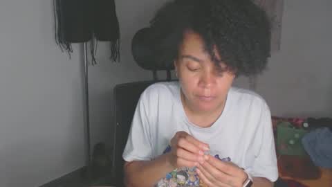 Snapshot of shayna_cute chatting on March 27, 7:36 am Shayna online show from March 27, 7:36 am