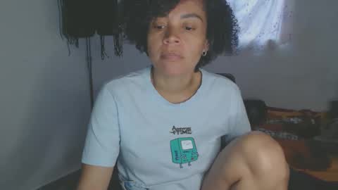 Snapshot of shayna_cute chatting on March 28, 10:31 pm Shayna online show from March 28, 10:31 pm