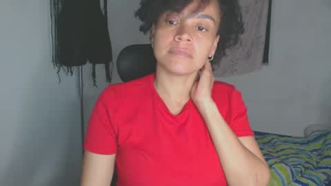 Snapshot of shayna_cute chatting on March 31, 11:49 pm Shayna online show from March 31, 11:49 pm