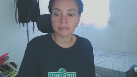 Snapshot of shayna_cute chatting on April 14, 2:01 pm Shayna online show from April 14, 2:01 pm