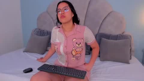 shayra_alina online show from June 14, 1:13 pm
