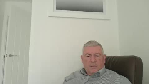 she52 online show from October 27, 11:36 am