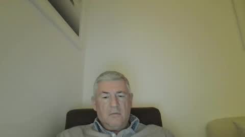 she52 online show from November 11, 4:40 pm