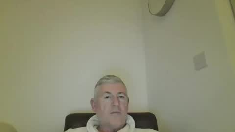 she52 online show from February 13, 5:42 pm