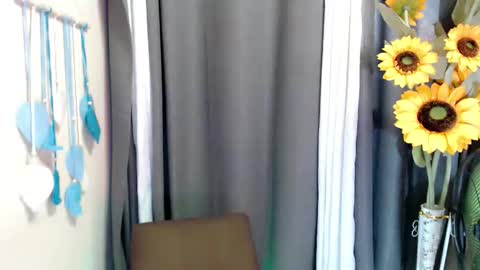 shea_andrea online show from May 7, 10:15 pm