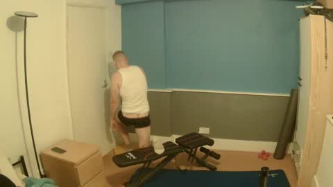 Snapshot of sheajay33 chatting on December 11, 4:42 pm Sheajay online show from December 11, 4:42 pm