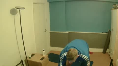 Snapshot of sheajay33 chatting on December 19, 3:52 pm Sheajay online show from December 19, 3:52 pm