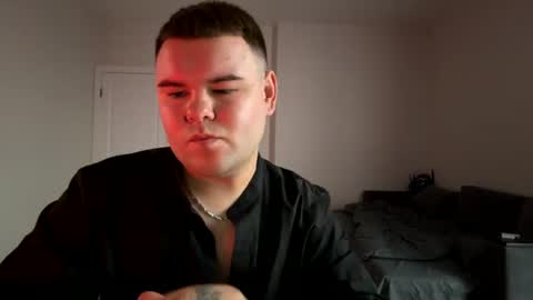 Snapshot of shein_gray chatting on June 17, 5:03 pm Shein online show from June 17, 5:03 pm
