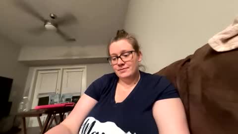 shelby0922 online show from November 18, 7:57 am