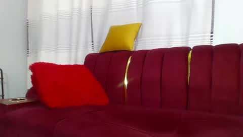 Snapshot of shelia420715 chatting on November 11, 4:12 am shelia420715 online show from November 11, 4:12 am