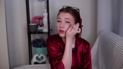 Snapshot of sheliamuyres chatting on February 13, 2:13 pm Lina online show from February 13, 2:13 pm