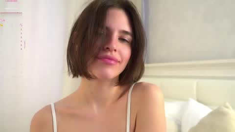 Alex online show from April 18, 2:26 am