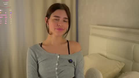 Alex online show from May 7, 1:33 am