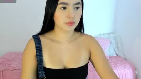 Snapshot of shelly_rohades chatting on July 7, 2:58 am online show from July 7, 2:58 am